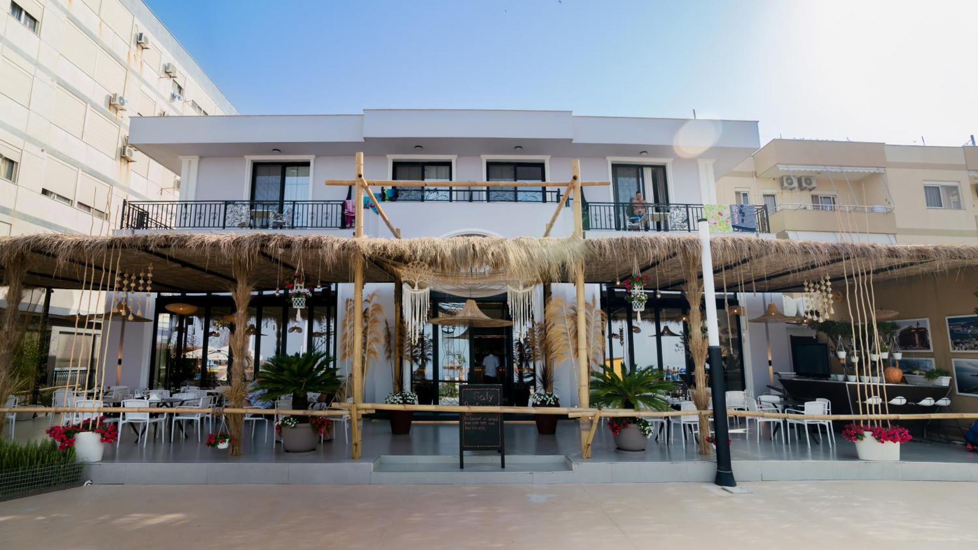Hotel Saly Durrës Exterior foto
